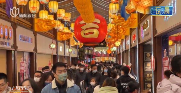 跨年夜上海，外滩这一幕再现！