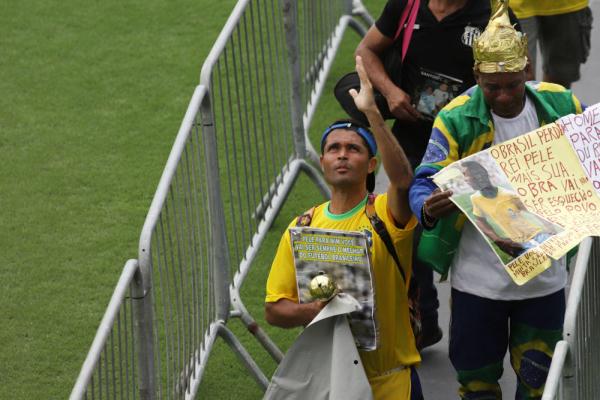 特写：贝利不会死去