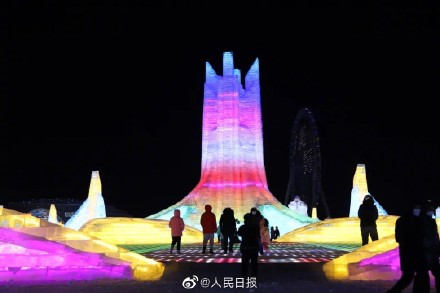 “出溜滑”！哈尔滨冰雪大世界生图直出