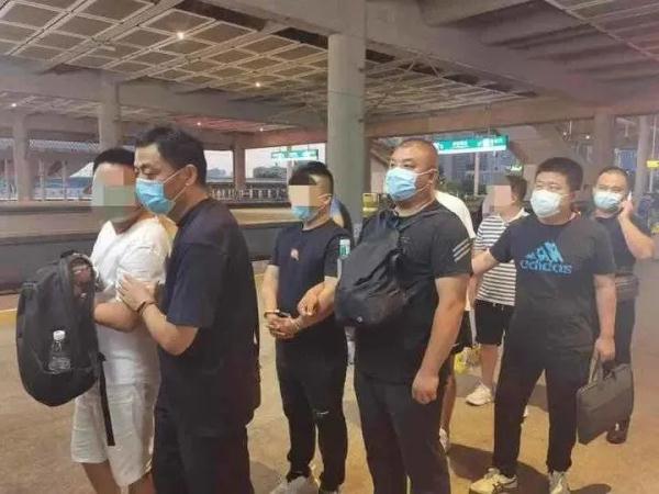 5600多克金条，20余万现金…！山东警方破获现实版“黄金大劫案”