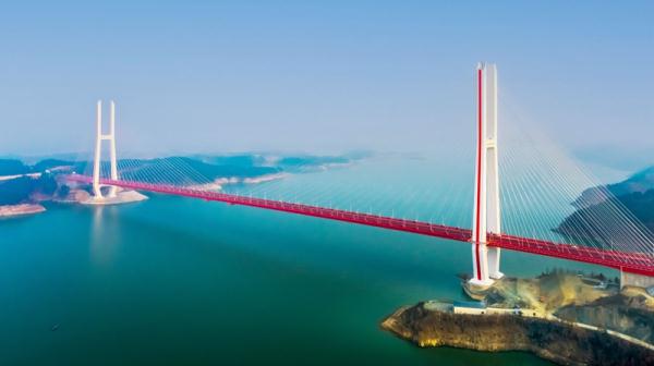 世界最大跨径部分地锚式混合梁斜拉桥今日通车 世界最大跨径部分地锚式混合梁斜拉桥今日通车