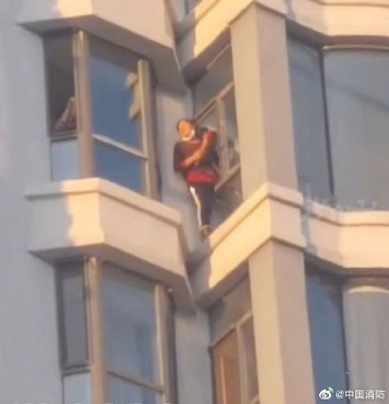 千万不要这样擦玻璃