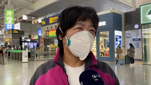 “两年没回家过年了,怎么会不期待?”春运开启!再现人潮 “两年没回家过年了,怎么会不期待?”春运开启!再现人潮