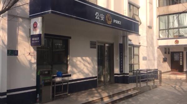 想在上海送外卖,没车咋办?男子竟偷旧车卖回给失主,换钱买新车… 想在上海送外卖,没车咋办?男子竟偷旧车卖回给失主,换钱买新车…