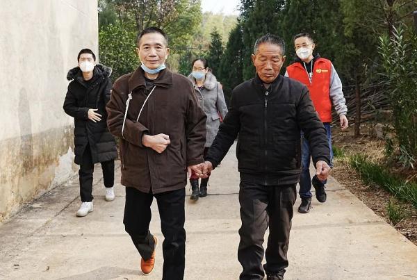 走失63年！湖南男子终于回家：离家车程其实不到一小时