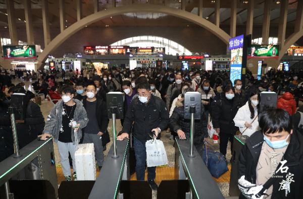 石家庄站全站：春运期间计划增开旅客列车55.5对