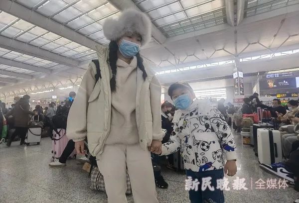 2023年春运今日开启：理性错峰出行，加强个人防护；预计上海铁路客流最高峰出现在...