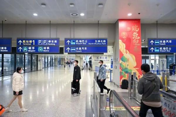 23万人从上海出发！有人已经回家过年了，机场客流量增四成！
