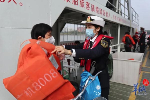 广州出城高峰或出现在这一时间｜春运首日直击→