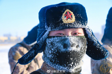 零下35℃!来一场说走就走的雪地拉练 零下35℃!来一场说走就走的雪地拉练