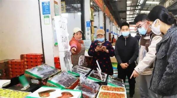 价格“美丽”！这个春节，南宁人的“水果快乐”回来了