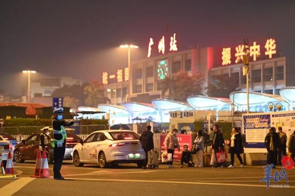 广州出城高峰或出现在这一时间｜春运首日直击→