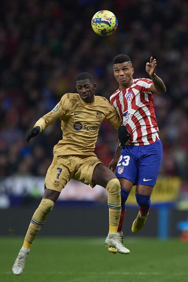 西甲综合 | 巴萨一球击败马竞坐稳榜首