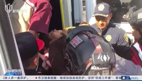 "好多人在求救、哭叫"！墨西哥地铁相撞，车厢扭曲变形，致多人死伤