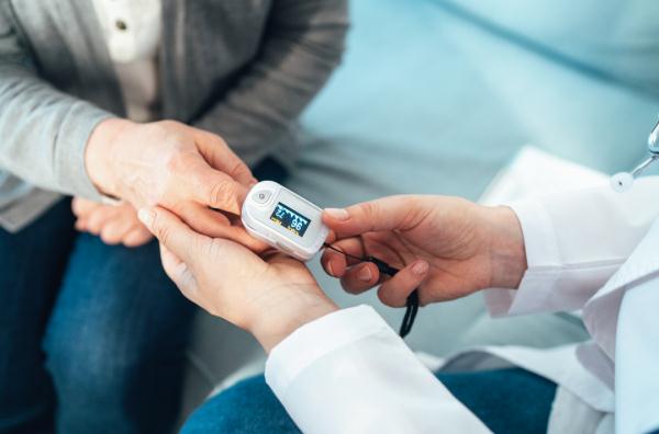 病人监测仪怎么看不咳嗽可能更危险！当心这种“沉默性缺氧”，严重可能有生命危险_https://www.jmylbn.com_新闻资讯_第1张