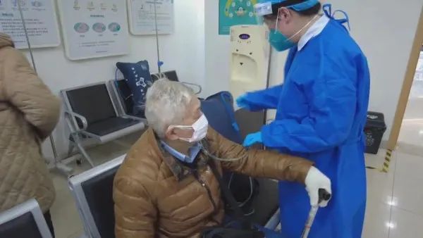 方便多了!不到1个小时就做完了CT,还能在家门口输液、住院…… 方便多了!不到1个小时就做完了CT,还能在家门口输液、住院……