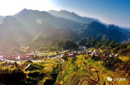 “反向旅游”柳州赢麻了！网友评价：真诚零套路！一生总要为它停留一次