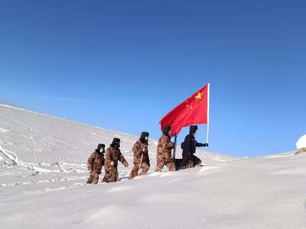 【新春走基层】这个春节他们选择坚守戍边一线