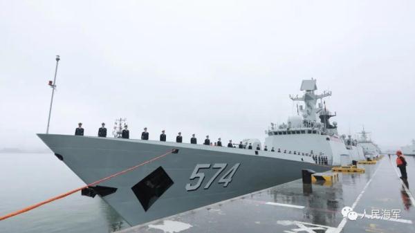 中国海军第43批护航编队起航奔赴亚丁湾