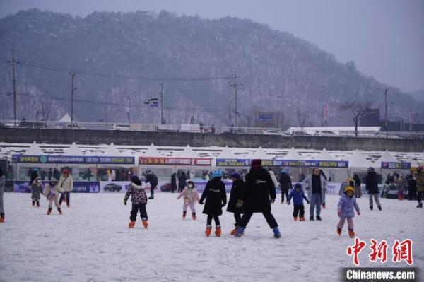 韩国江原道华川山鳟鱼庆典时隔三年回归