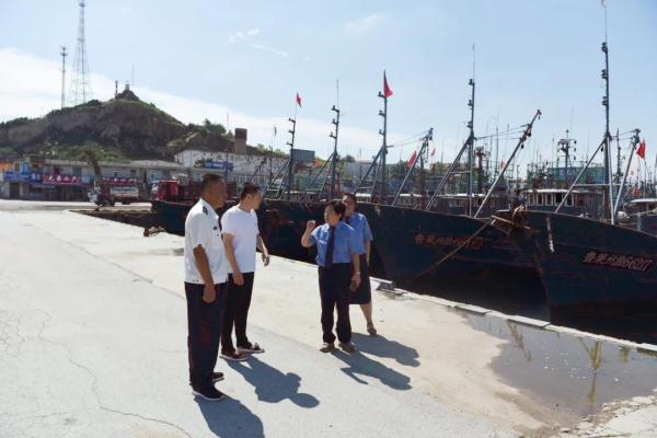 哄骗工人禁渔期出海,他等来船员被当场查获和扣押的消息 哄骗工人禁渔期出海,他等来船员被当场查获和扣押的消息