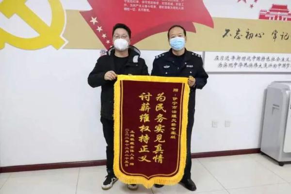 “有困难找警察”是我们刻进DNA的反应！