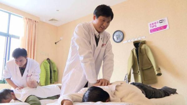 励志！全国残运会冠军转行，开按摩店帮27位盲人就业