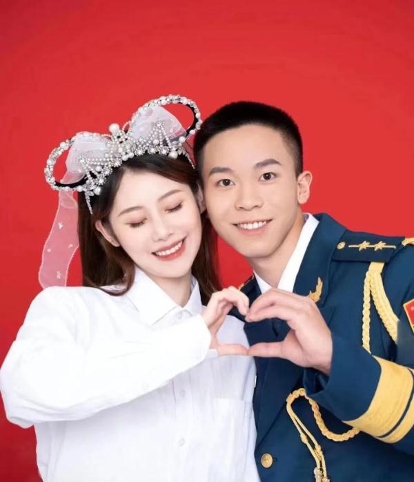 这12对军人的结婚照，都太好看！