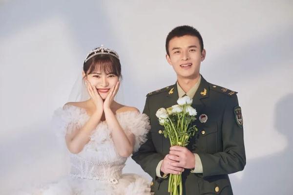 这12对军人的结婚照，都太好看！