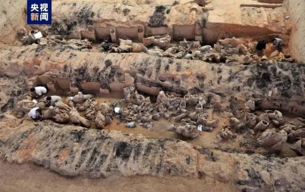 秦始皇兵马俑考古,有新突破!俑坑甬道曾被人挖开 秦始皇兵马俑考古,有新突破!俑坑甬道曾被人挖开