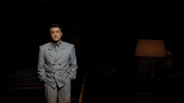 首演成功!何冰新戏亮相,阿瑟·米勒经典首登中国舞台 首演成功!何冰新戏亮相,阿瑟·米勒经典首登中国舞台