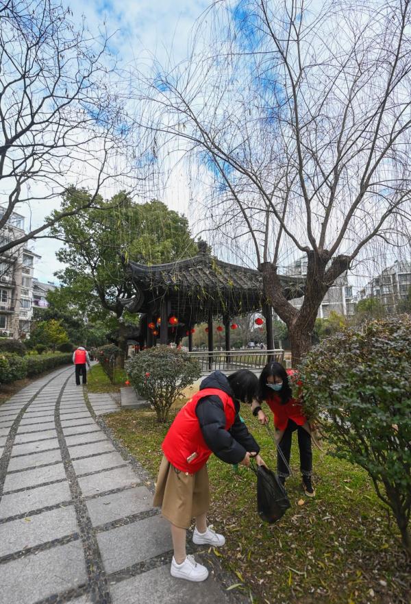 浙江湖州:“美丽小区”迎新春 浙江湖州:“美丽小区”迎新春
