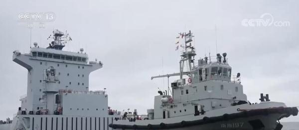 南昌舰解缆起航 海军官兵开展新年第一训