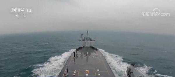 南昌舰解缆起航 海军官兵开展新年第一训