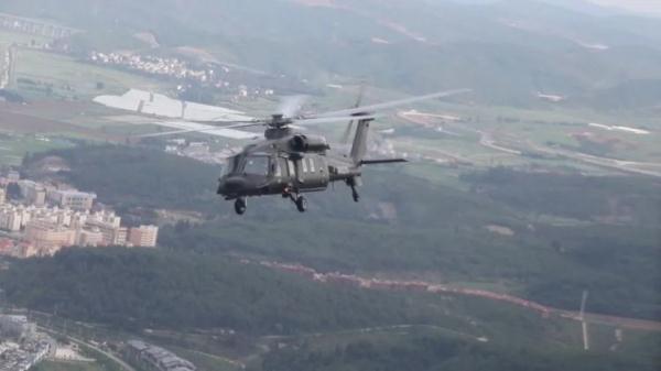 火遍全网的95后直-20女飞，实力有多强？