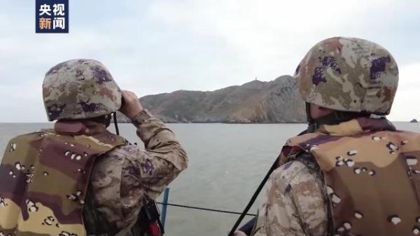 新春走基层丨劈波斩浪 新战士巡逻祖国领海基点 新春走基层丨劈波斩浪 新战士巡逻祖国领海基点