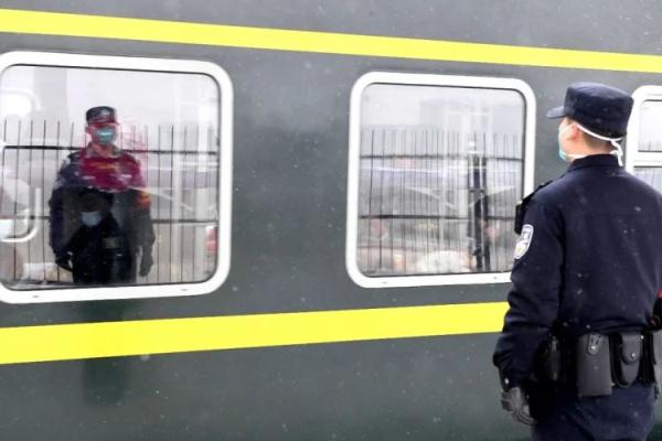 警号123296，重启！10年后，他戴上了父亲的警号！