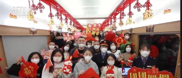 年味起 团圆近 各地年货市场红红火火