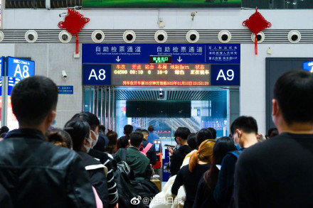 深圳春运加开红眼高铁 深圳春运加开红眼高铁