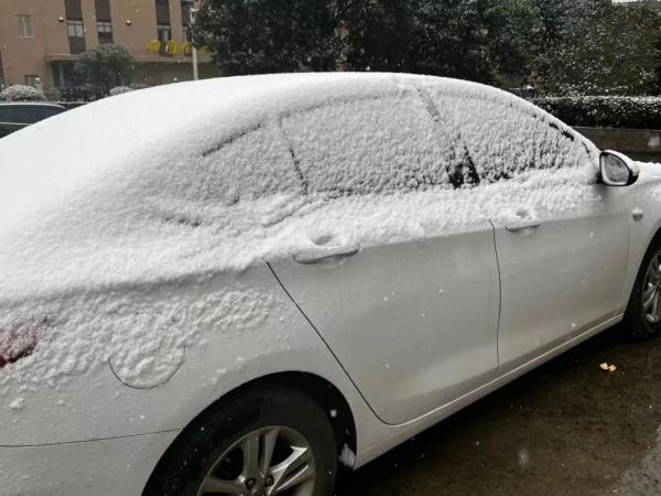 下雪啦！四川多地加入下雪群聊，你那下了没？
