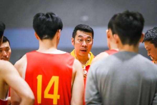 广泛选材、动态竞争、争创佳绩——中国男篮二队主教练韩登谈U19世界杯备战