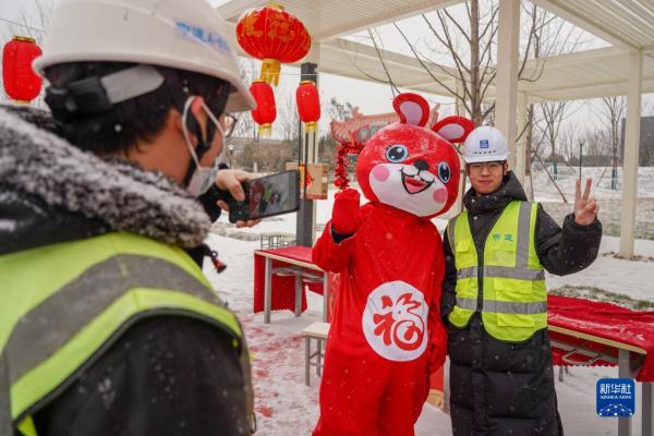 暖心大集情系务工者 暖心大集情系务工者