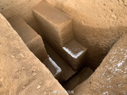汉魏洛阳城遗址发现北魏皇家府库仓窖