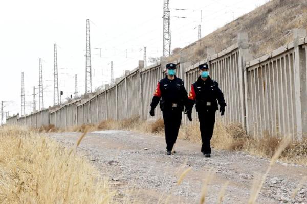 123296，重启！10年后，他戴上了父亲的警号！