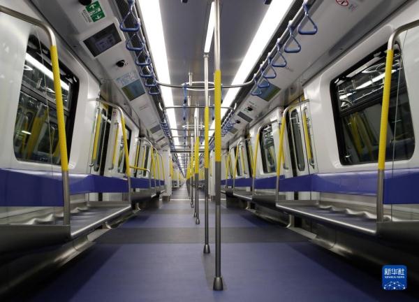 驶向未来：国产列车在港铁启程