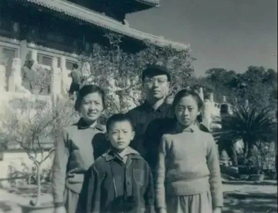 “只要国家需要，过去学的都可以抛！”他的简历只有13个字，名字是国家最高机密！