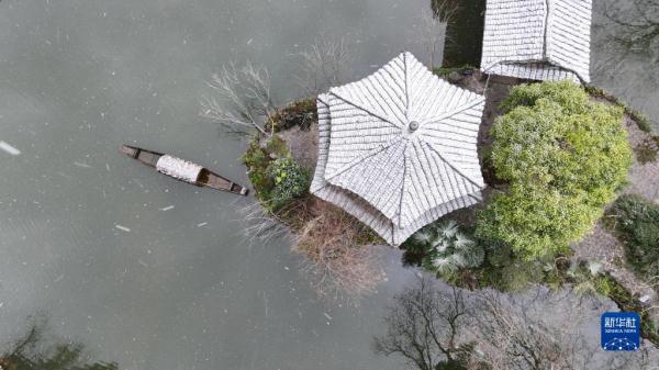 雪润大地 景色如画 雪润大地 景色如画