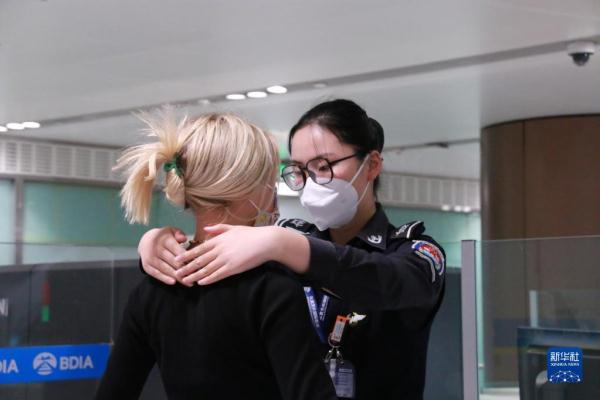 北京大兴机场全面复航