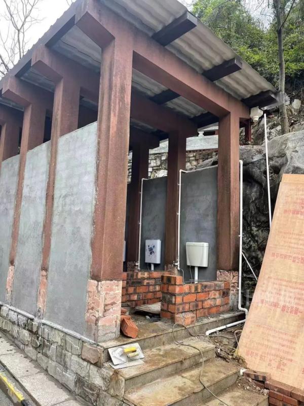 凉亭变成了公厕？小区这样操作，数百业主投票反对