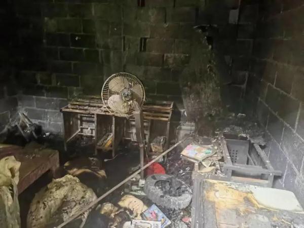 小火亡人!谨防! 小火亡人!谨防!